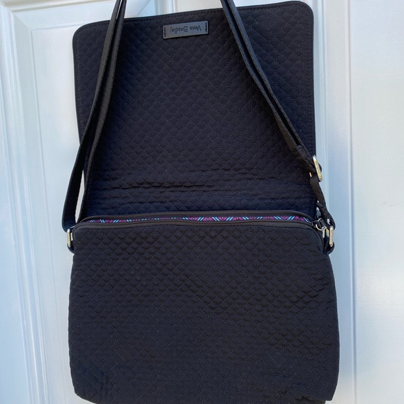 Vera Bradley turnabout crossbody in Vines Floral - Picture 9 of 16